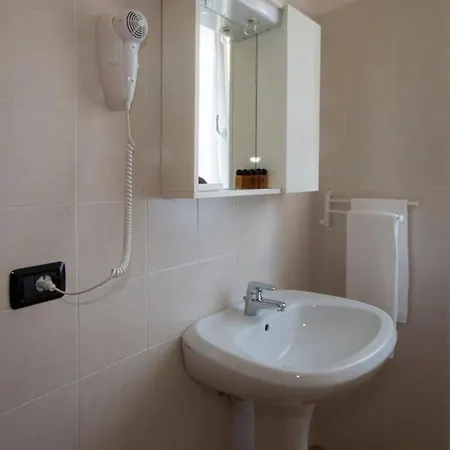 דירה In Mit Privatem Parkplatz By Interhome *