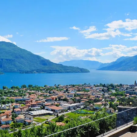 In Mit Privatem Parkplatz By Interhome *